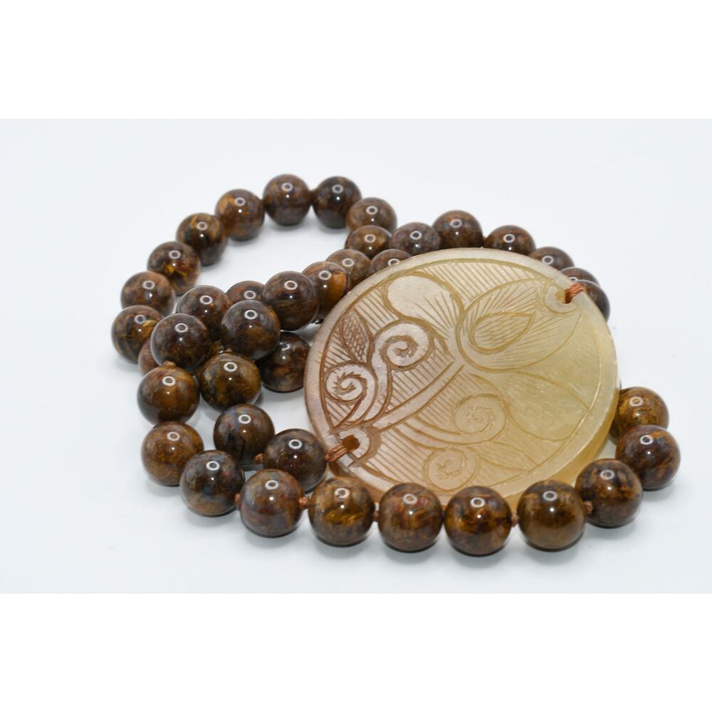 Vintage Carved Stone Pendant Necklace Brown Beads Hand Knotted 28”